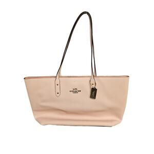 Brand New Coach Pebbled Leather Tote Bag
